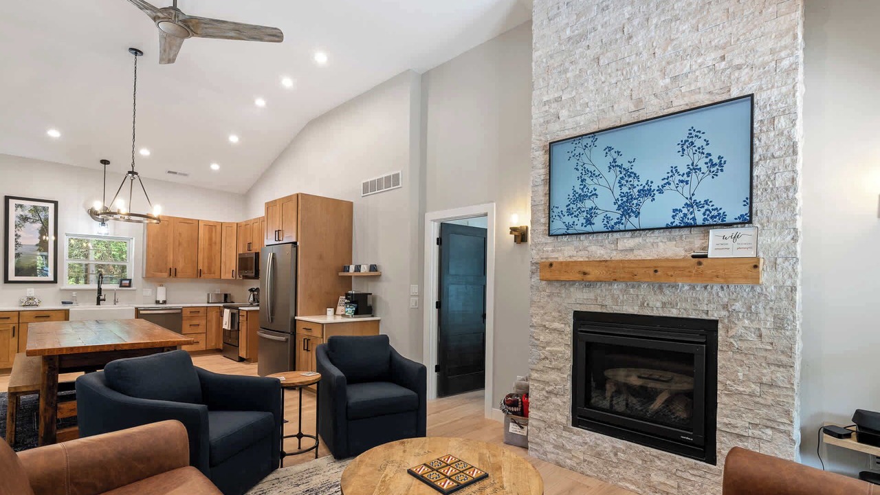 Photo of Livingroom in Egg Harbor