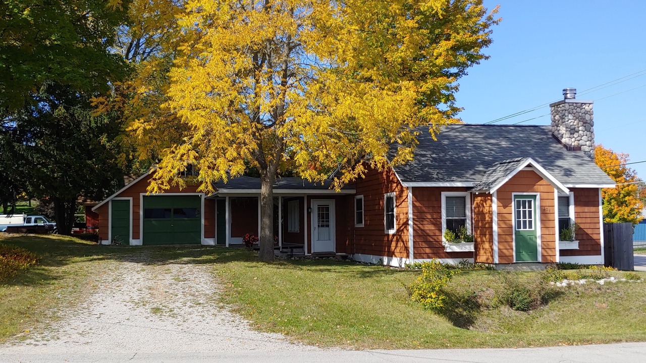 Photo of Others in Lake Leelanau