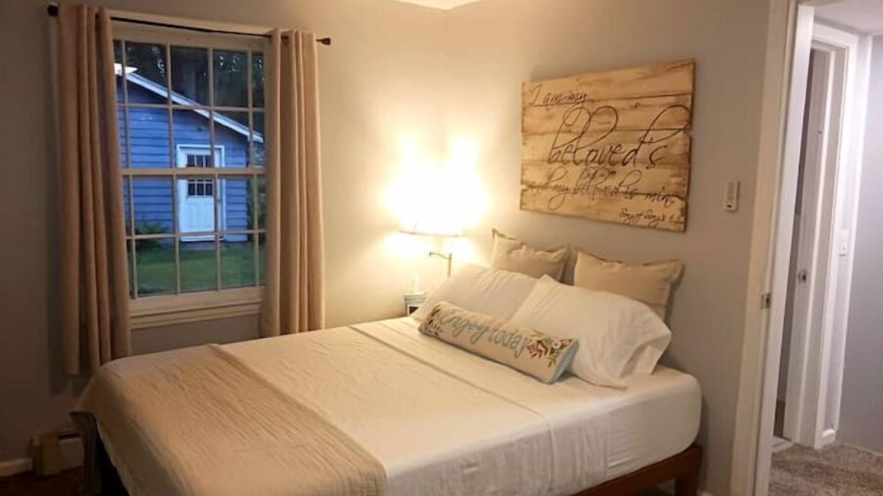 Photo of Bedroom in Burtchville