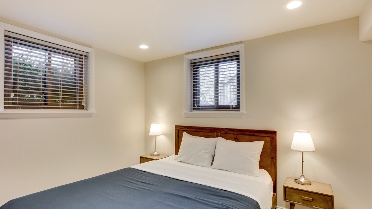 Photo of Bedroom in North Center