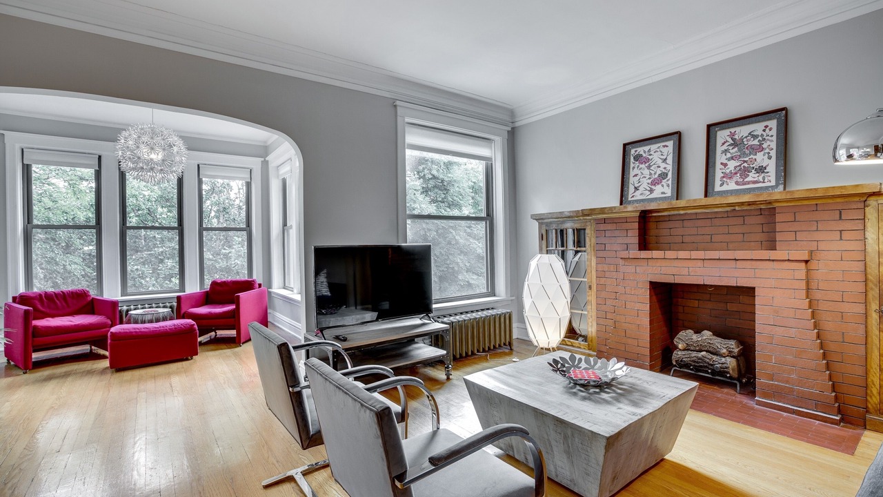 Photo of Bedroom in North Center
