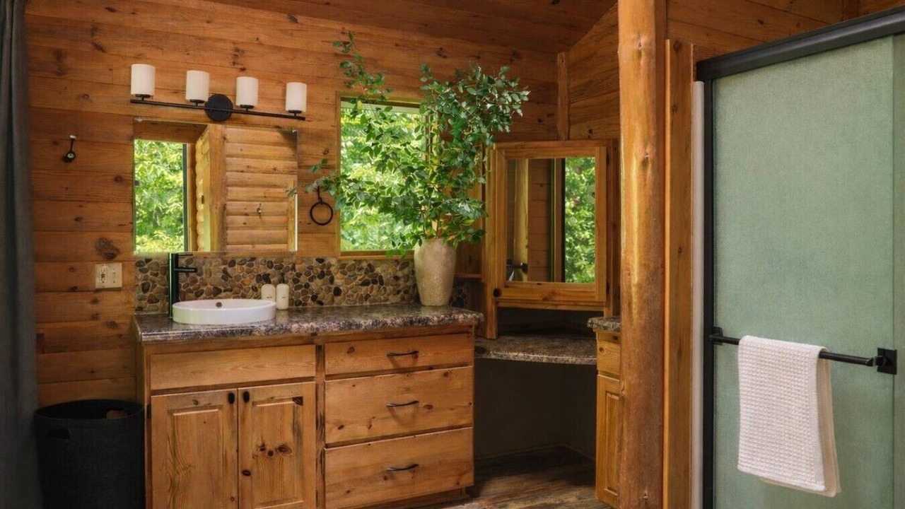 Photo of Bathroom in Grant