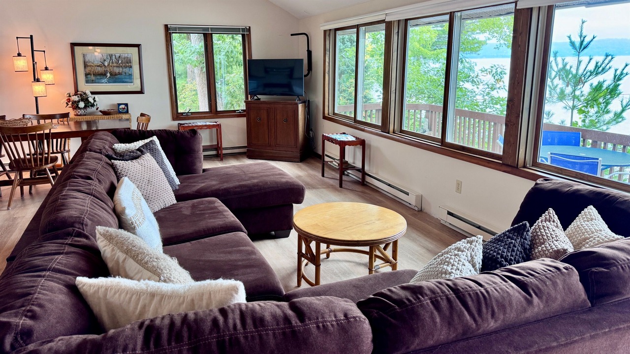 Photo of Livingroom in Glen Arbor