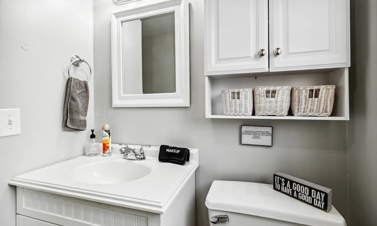 Photo of Bathroom in Lansing