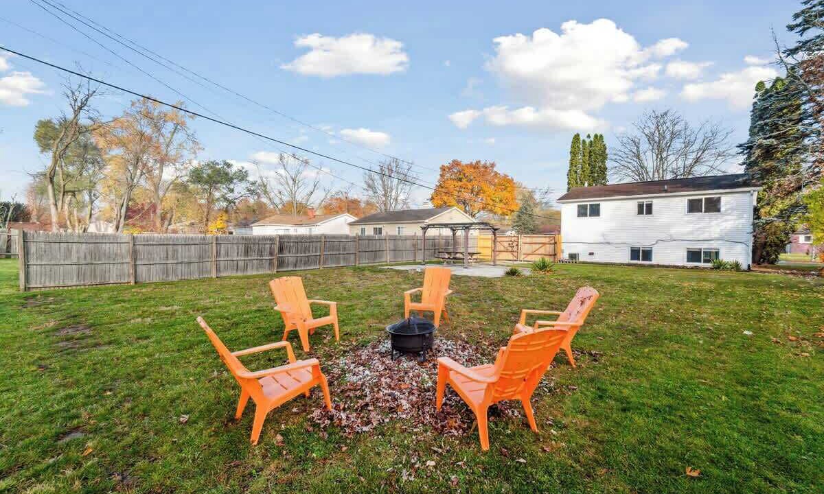 Photo of Outdoor in Lansing