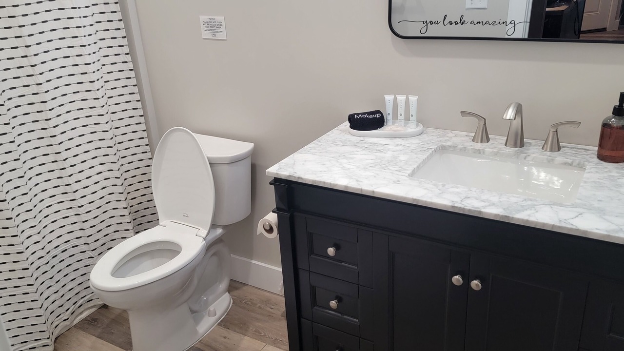 Photo of Bathroom in Oak Harbor