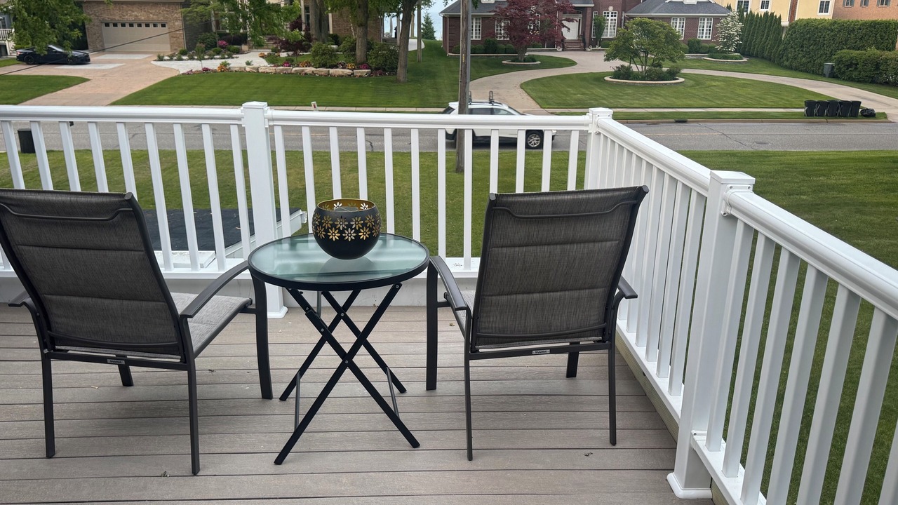Photo of Patio Balcony in Fort Gratiot
