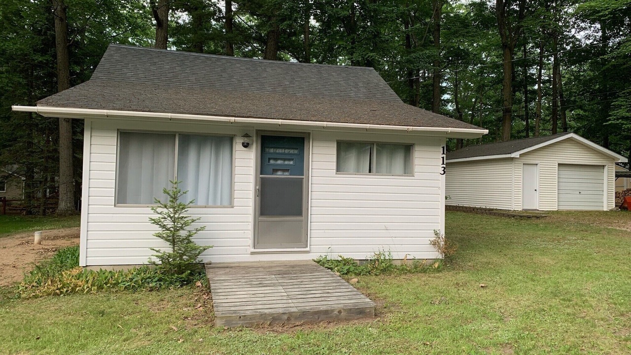 Photo of Outdoor in Higgins Lake