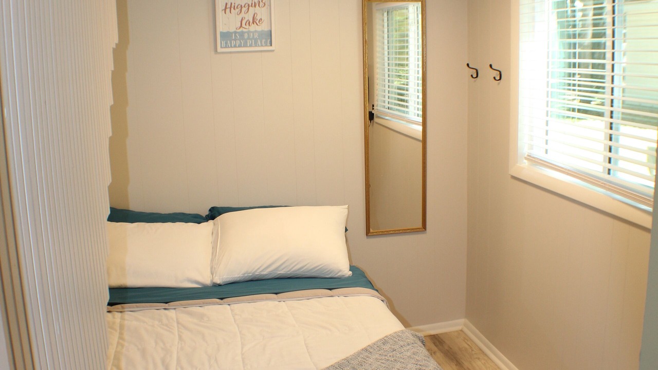 Photo of Bedroom in Higgins Lake