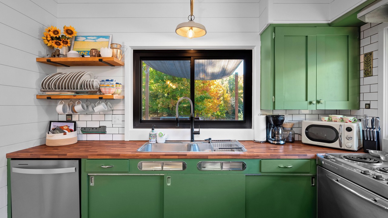 Photo of Kitchen in Maple City