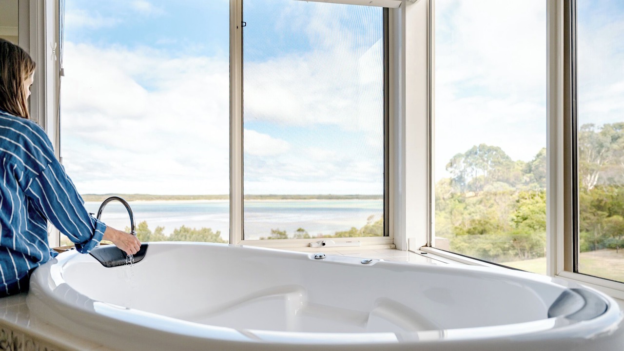 Photo of Bathroom in Inverloch