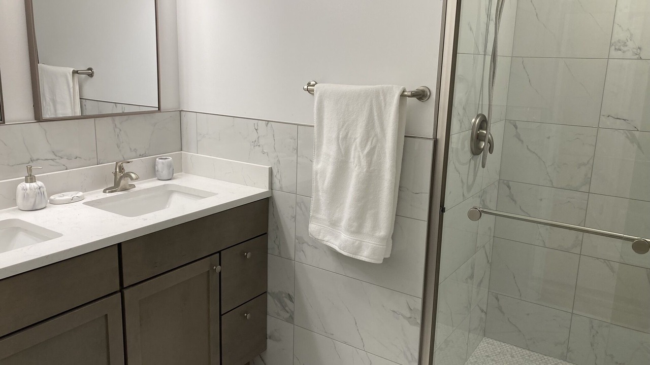 Photo of Bathroom in Union Pier