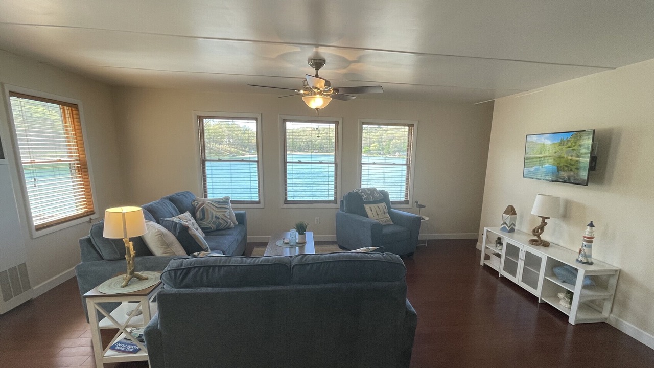 Photo of Livingroom in Baldwin