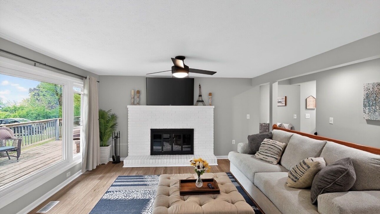 Photo of Livingroom in Vandalia