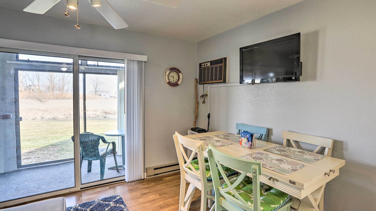 Photo of Bedroom in Oak Harbor