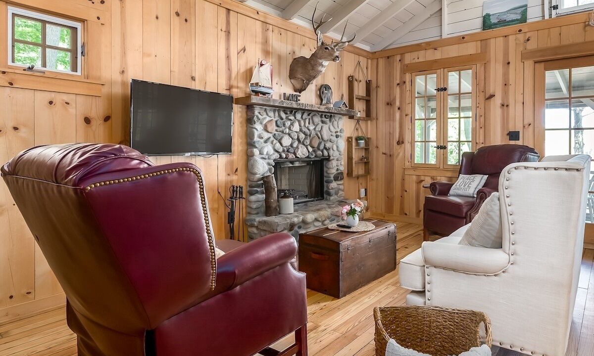 Photo of Livingroom in Saugatuck