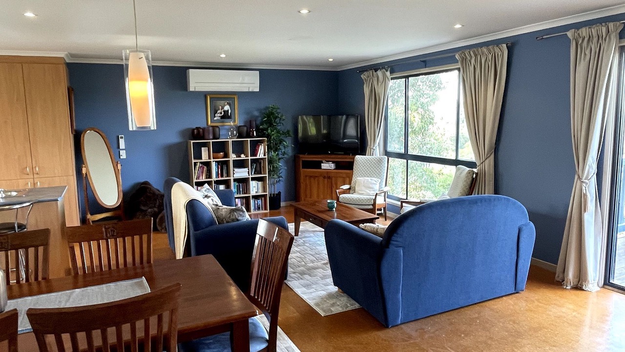 Photo of Livingroom in Venus Bay