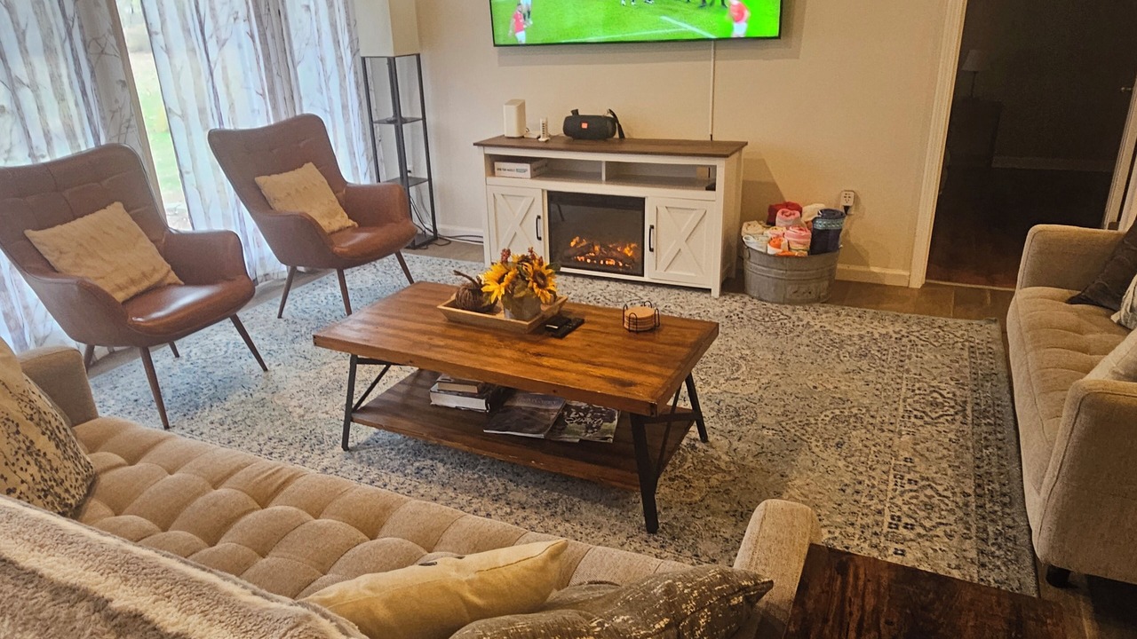 Photo of Livingroom in Sawyer