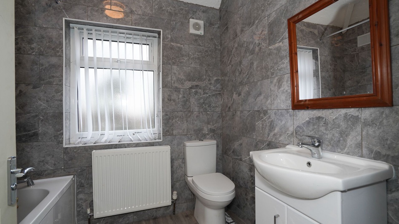 Photo of Bathroom in Quinton