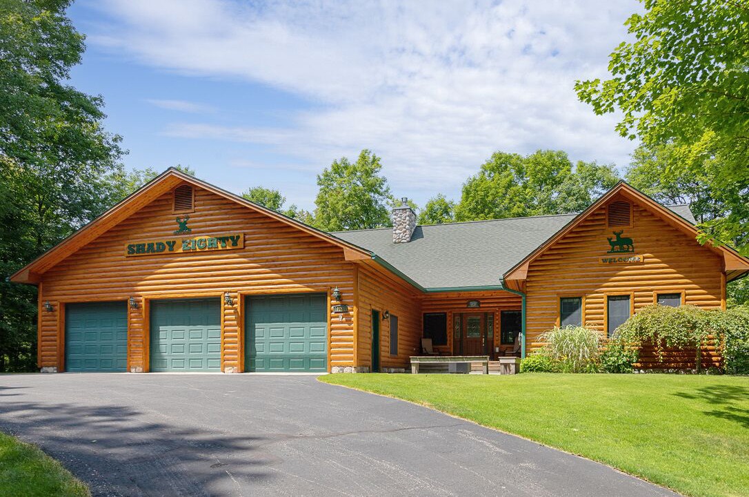 Photo of Outdoor in Maple City