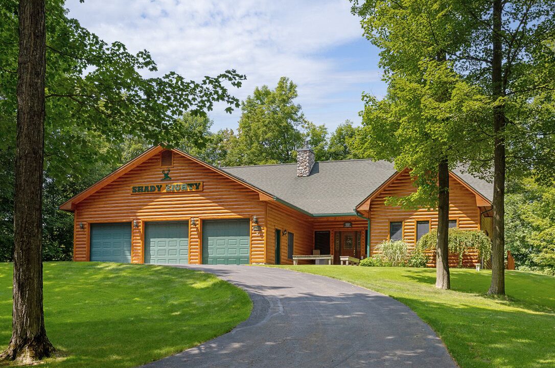 Photo of Outdoor in Maple City