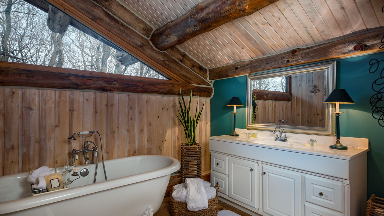 Photo of Bathroom in Covert