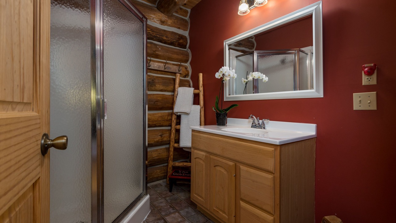 Photo of Bathroom in Covert
