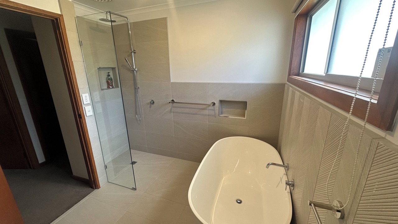 Photo of Bathroom in Cowes