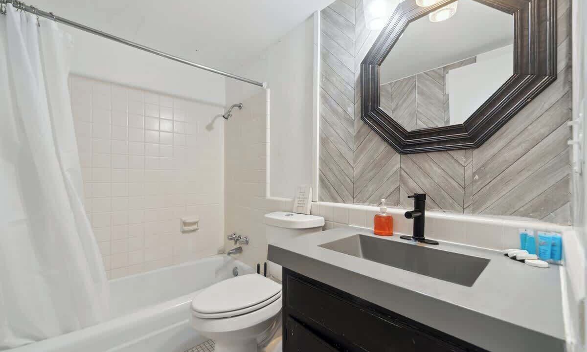 Photo of Bathroom in Lansing