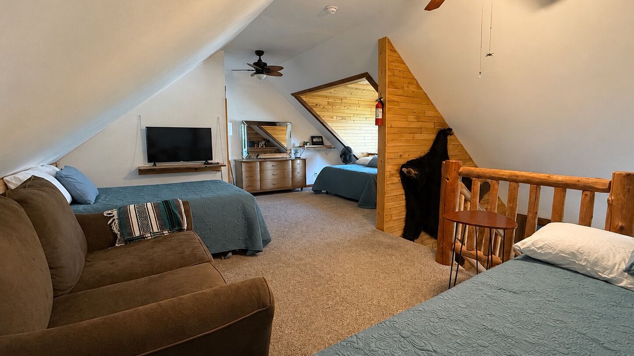 Photo of Bedroom in Drummond Island