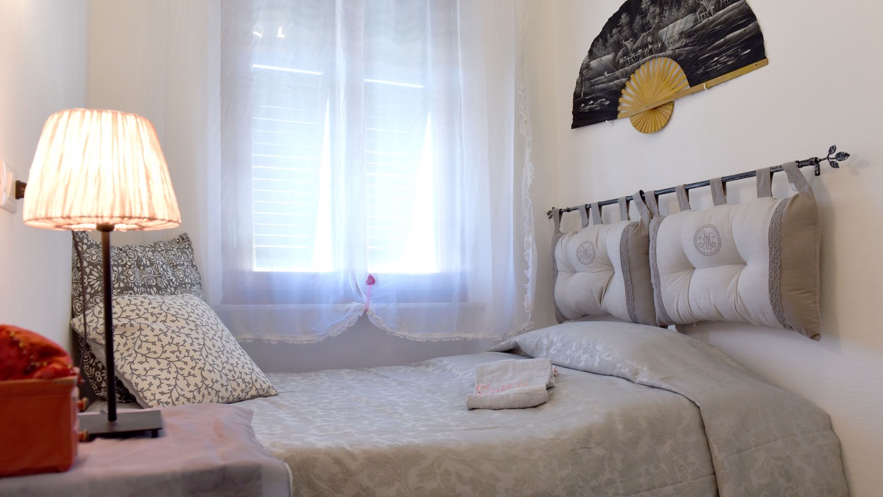 Photo of Bedroom in Rosignano Solvay