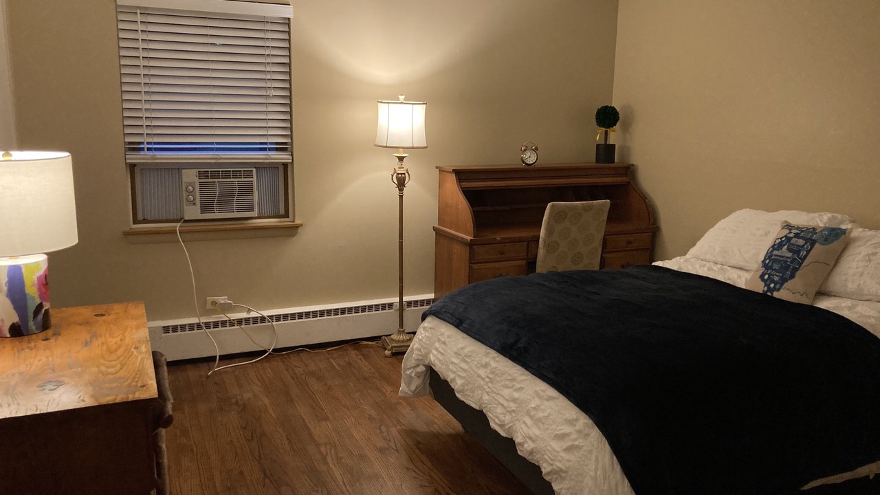 Photo of Bedroom in Hinsdale