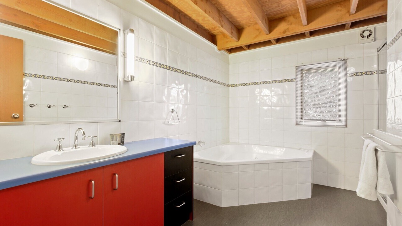 Photo of Bathroom in Dinner Plain