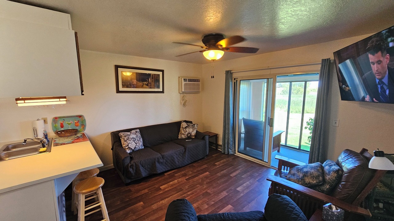 Photo of Livingroom in Oak Harbor