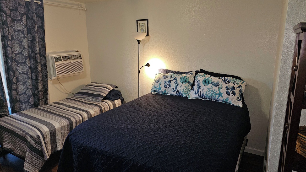 Photo of Bedroom in Oak Harbor