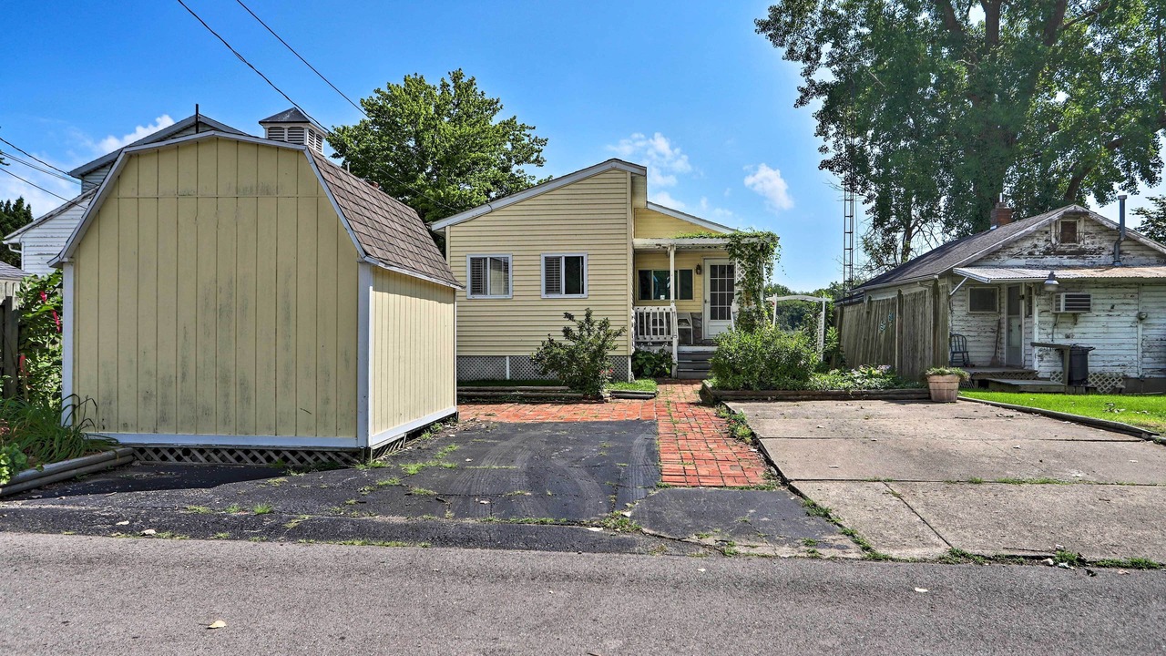 Photo of Outdoor in Shoreland