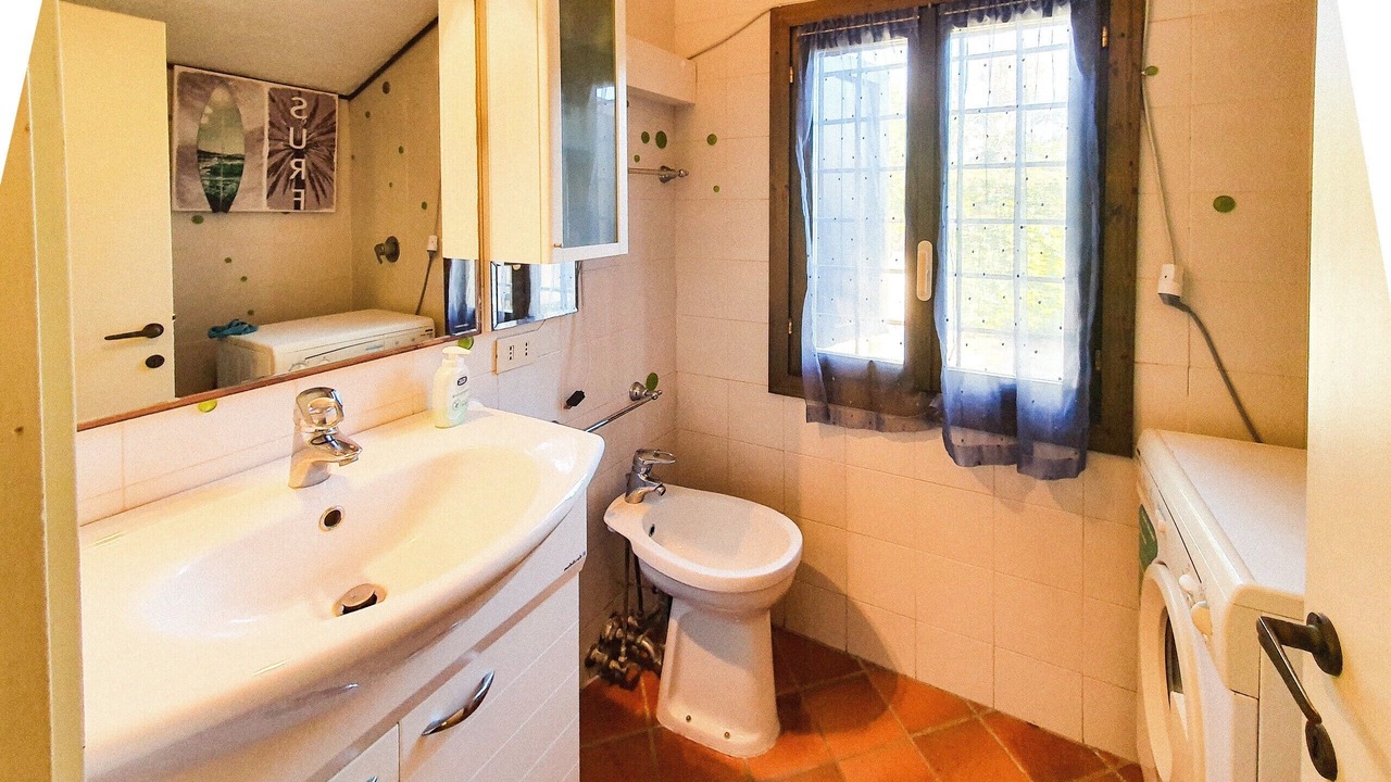 Photo of Bathroom in Capoliveri