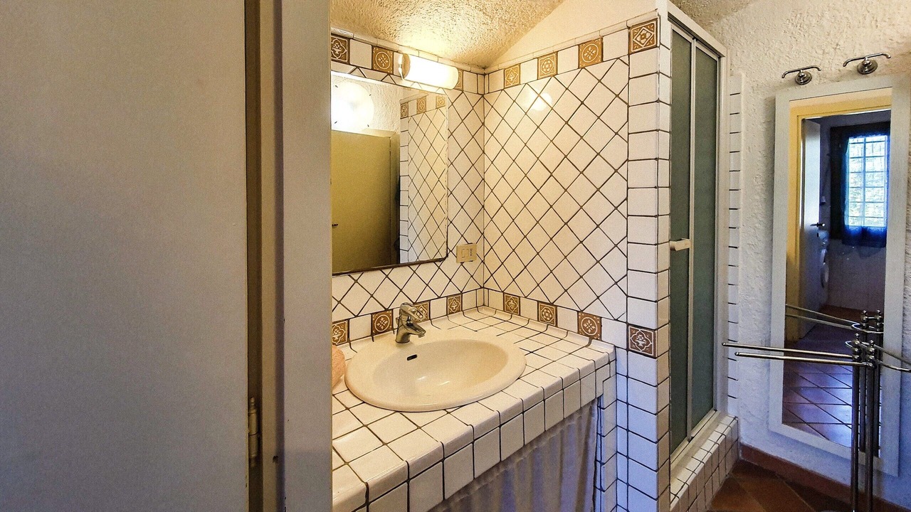 Photo of Bathroom in Capoliveri