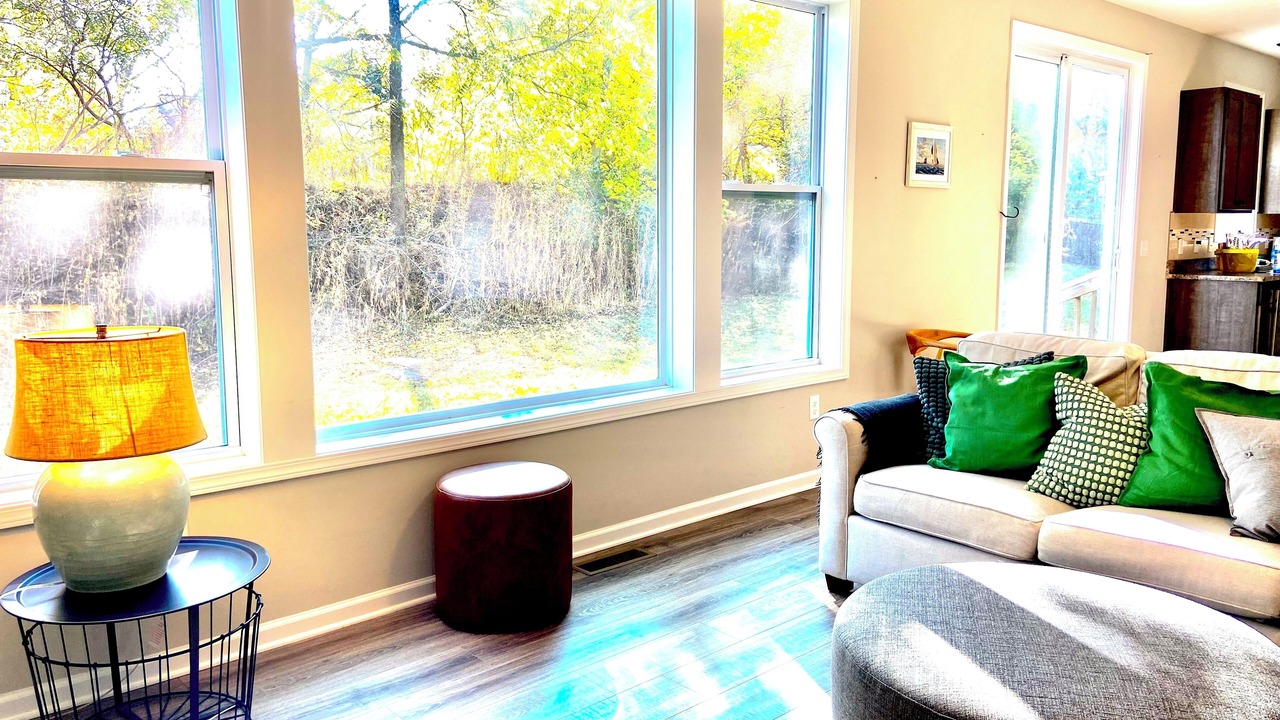 Photo of Livingroom in Midland