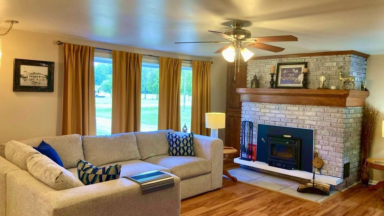Photo of Livingroom in Carsonville