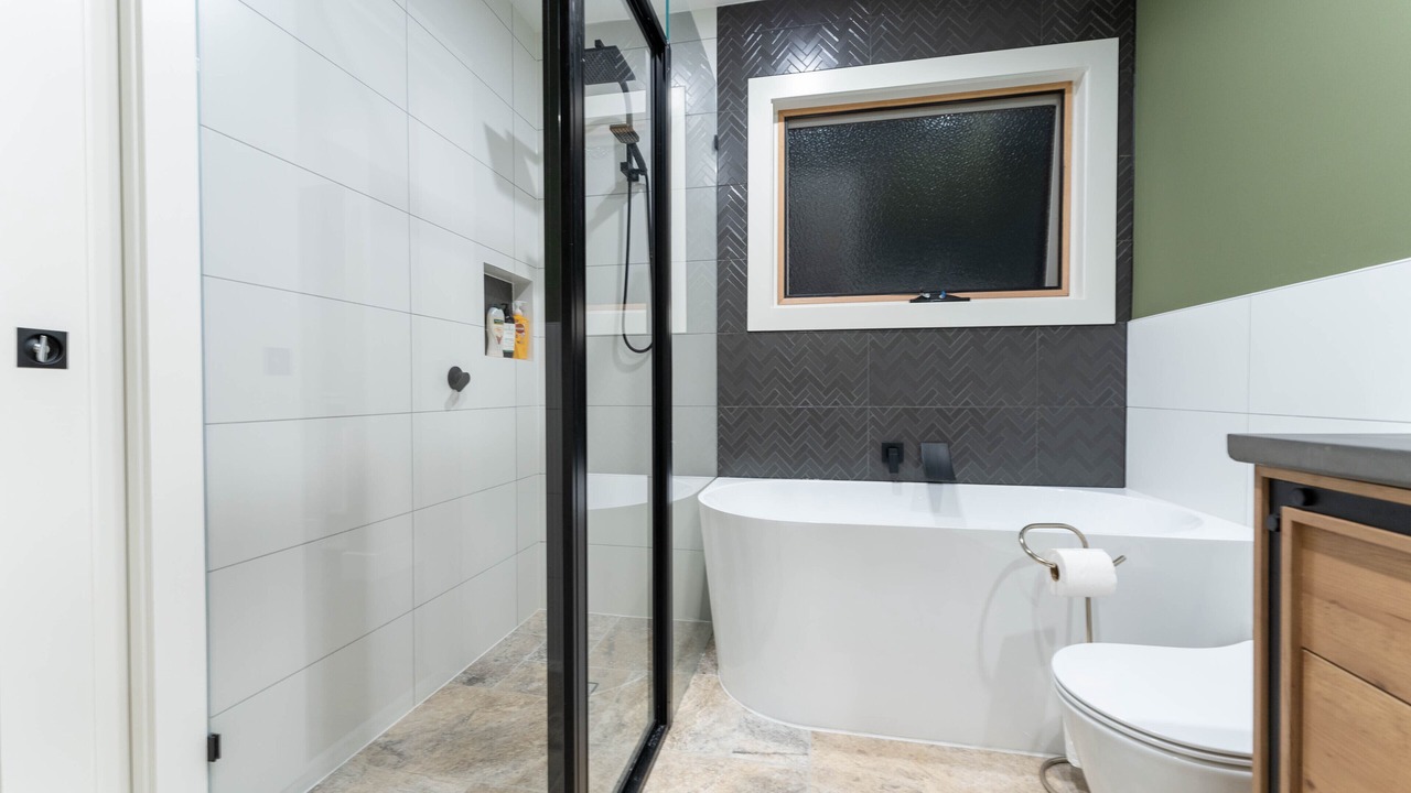 Photo of Bathroom in Capel Sound