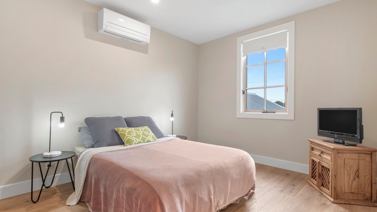 Photo of Bedroom in Capel Sound