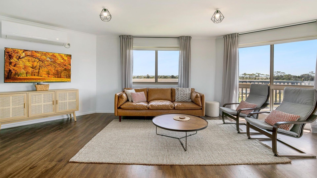 Photo of Livingroom in Bass
