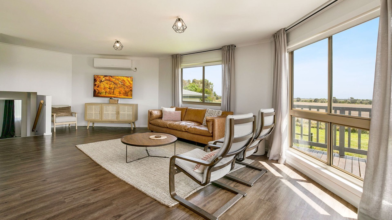 Photo of Livingroom in Bass