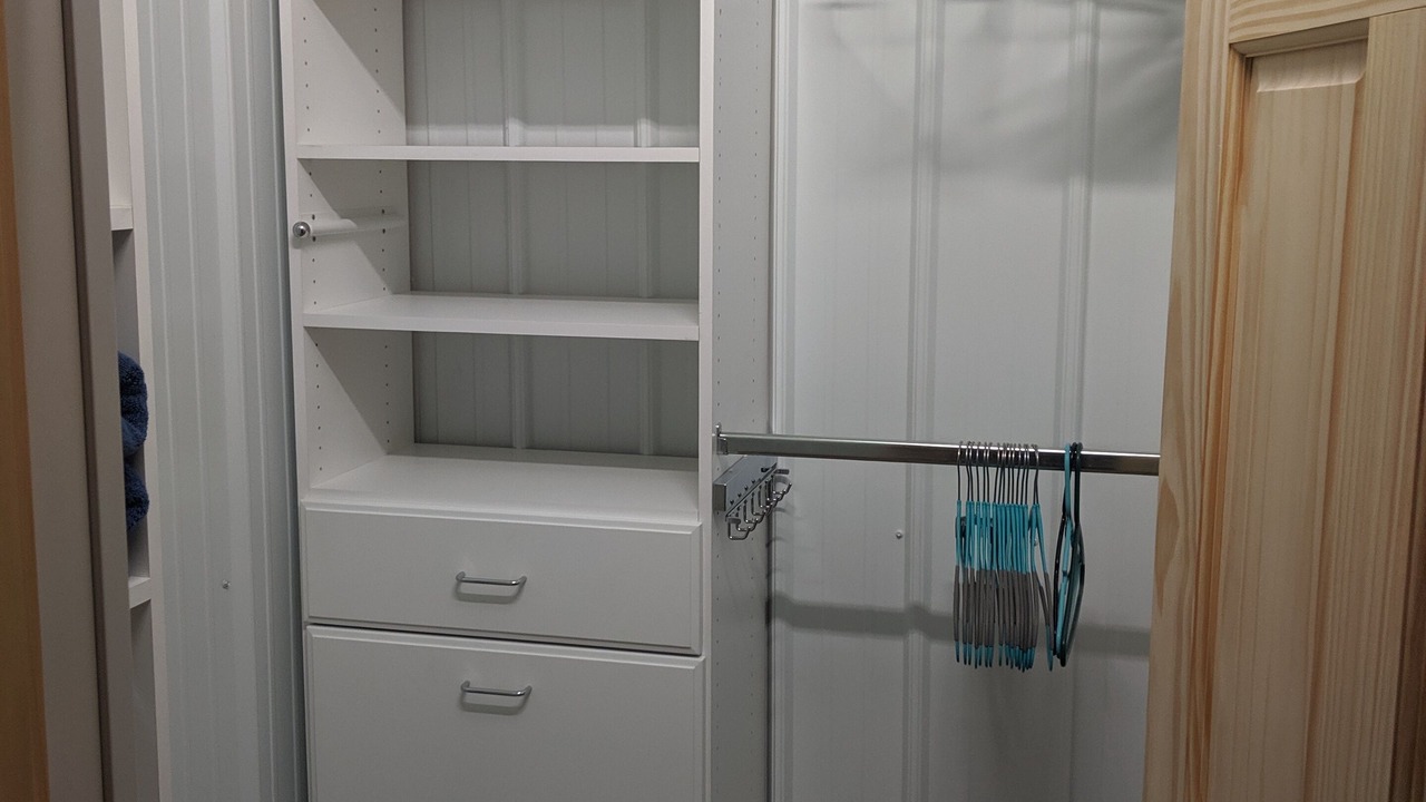 Photo of Bedroom in Oak Harbor