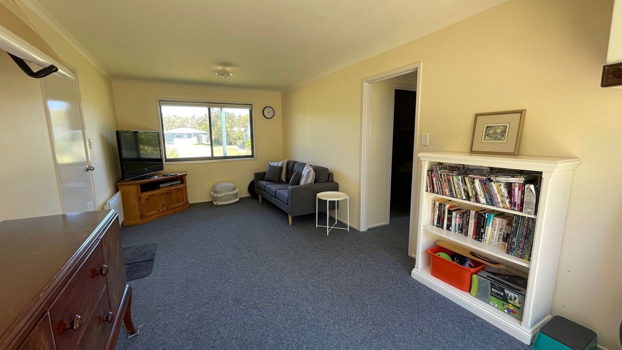 Photo of Livingroom in Venus Bay