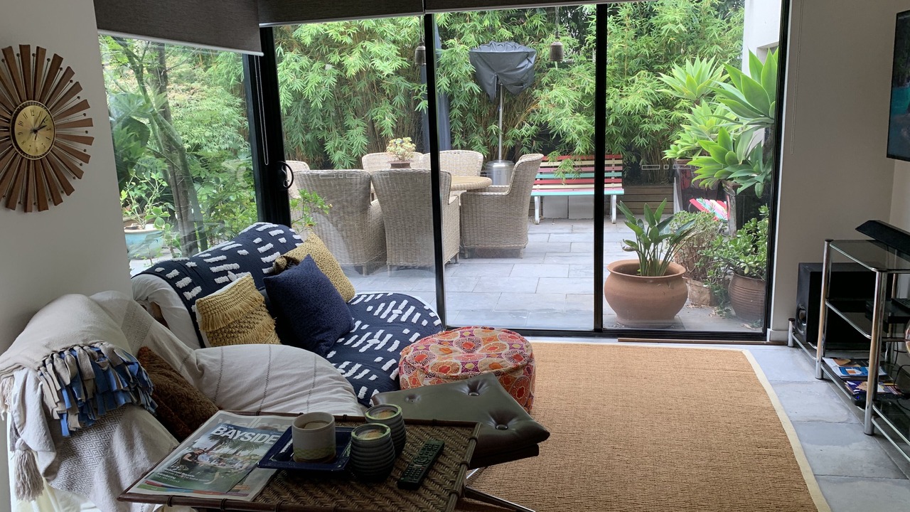 Photo of Livingroom in Black Rock