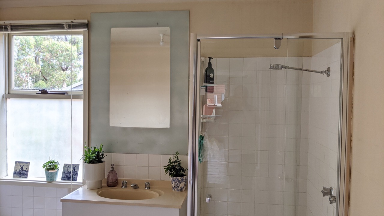 Photo of Bathroom in Creswick