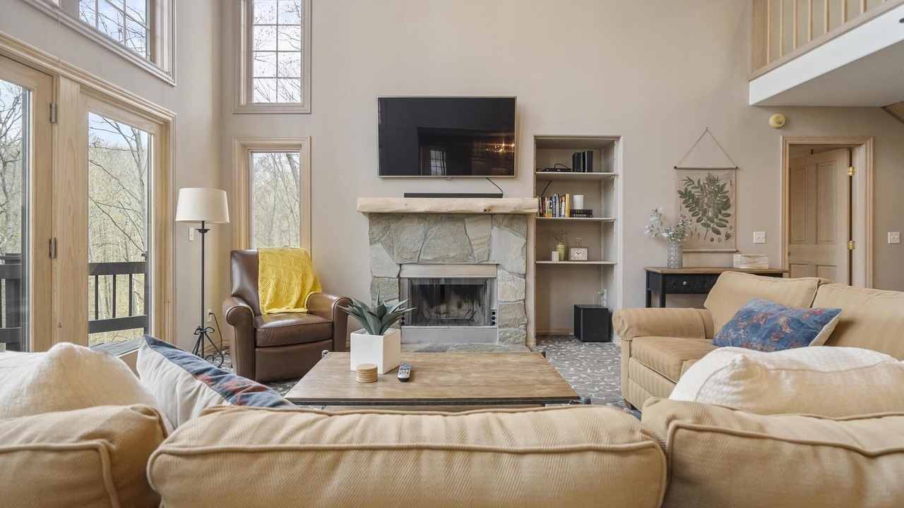 Photo of Livingroom in Birchwood Farms