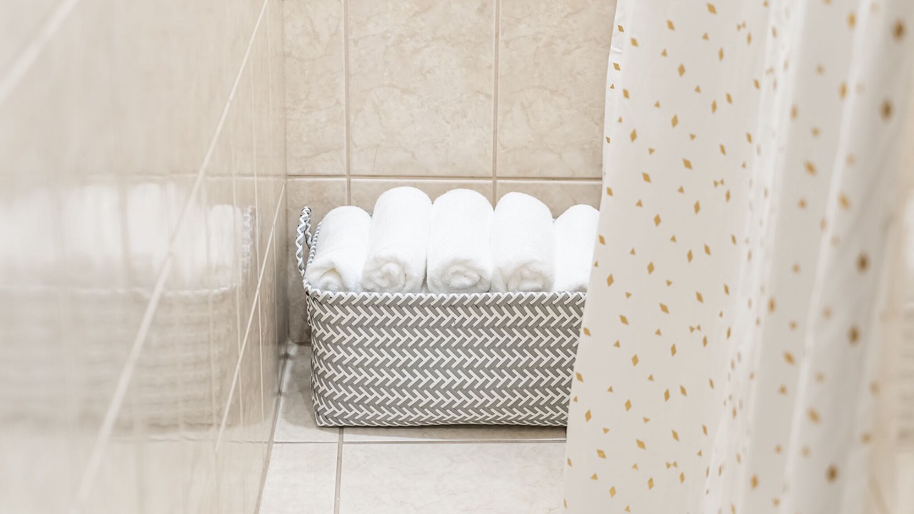 Photo of Bathroom in Logan Square